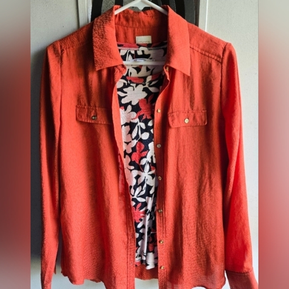 Chico's Tops - Chicos Rust Button Down Shirt & Floral Long Sleeve Top 2pc Set EUC